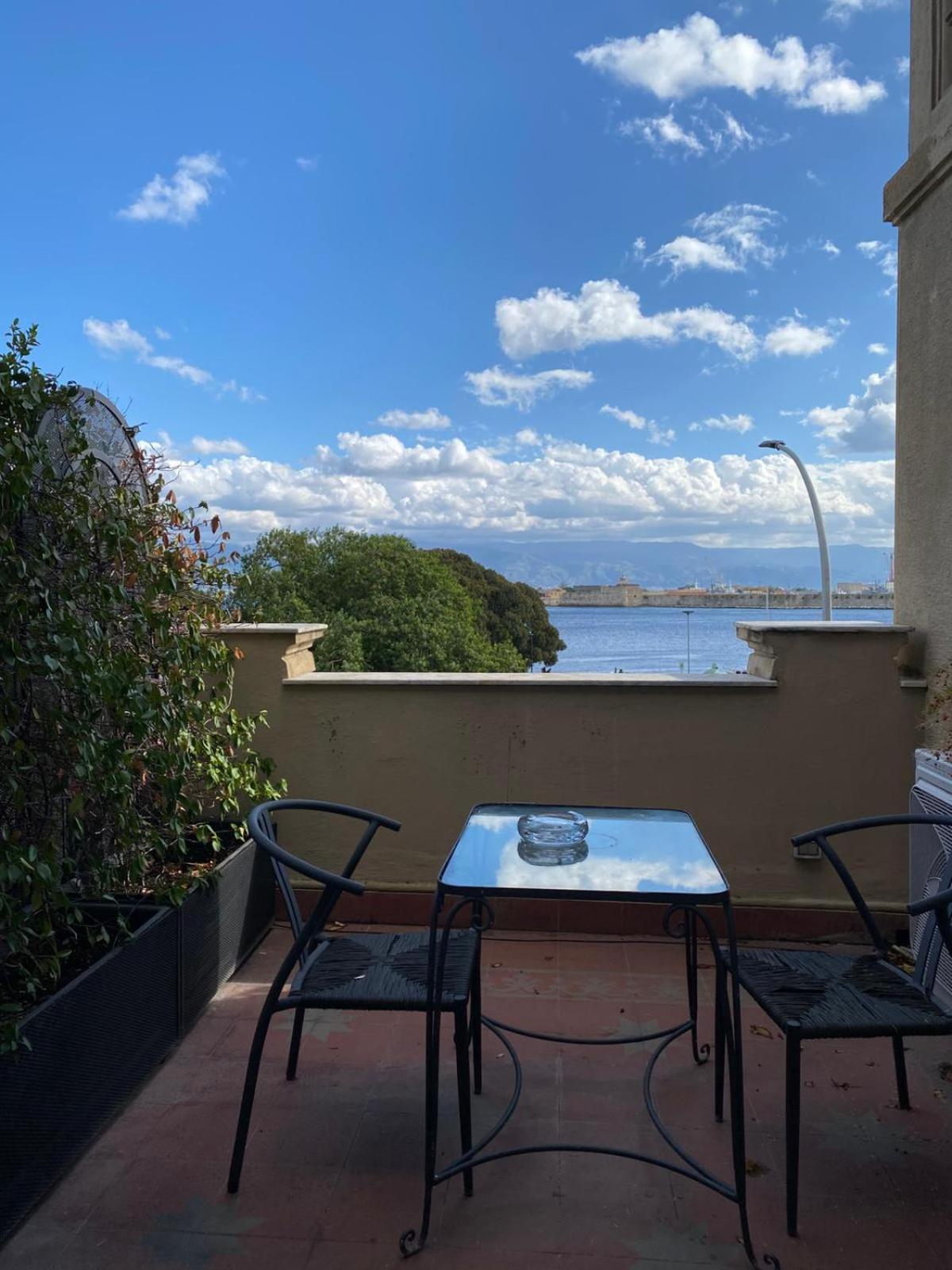 Vittoria - House Of Charme Bed & Breakfast Messina Exterior foto