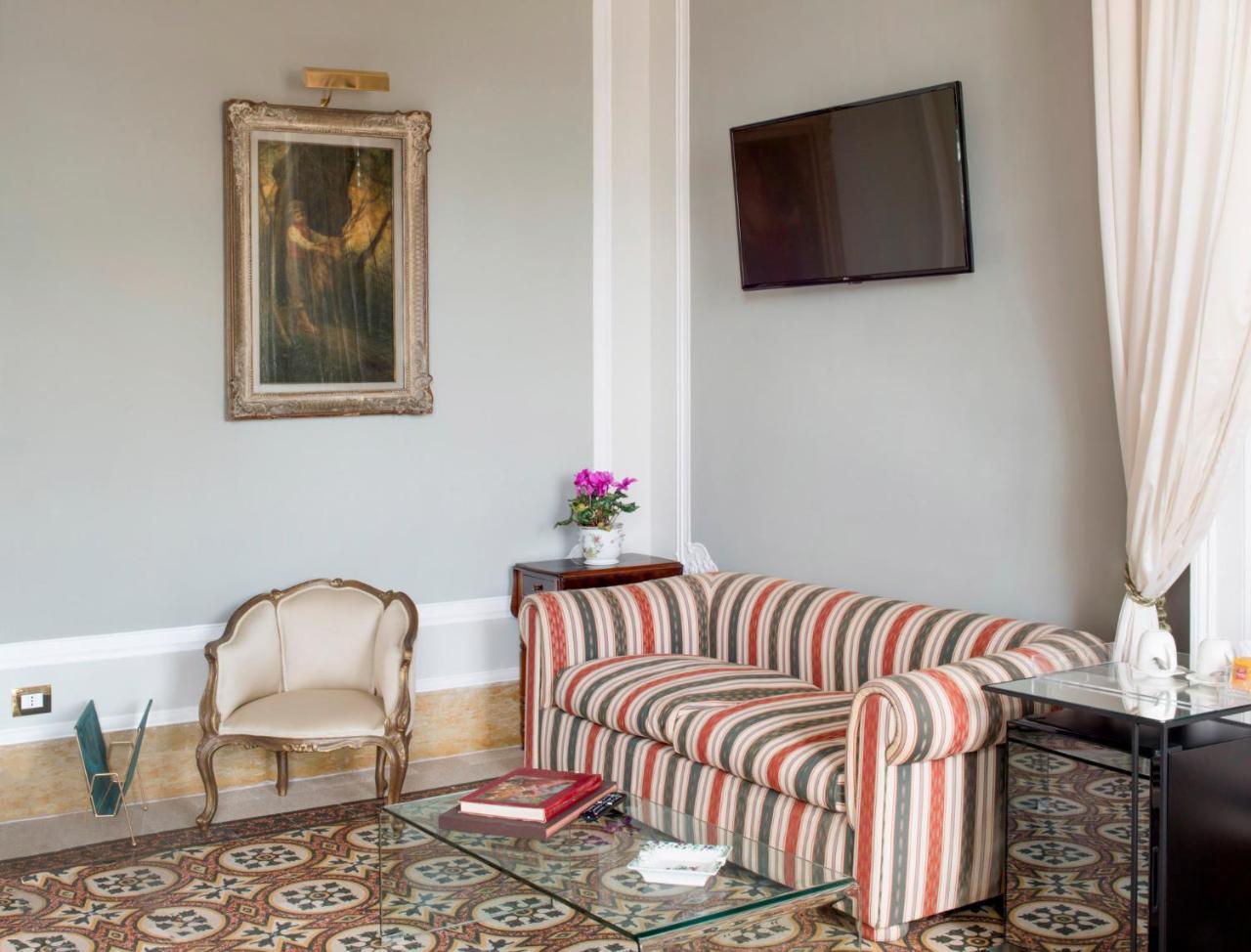 Vittoria - House Of Charme Bed & Breakfast Messina Exterior foto